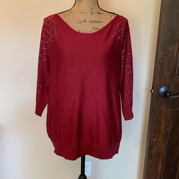 LAST ONE! HOST PICK! Fun plus lightweight sweater-New! - Picture 2 of 6